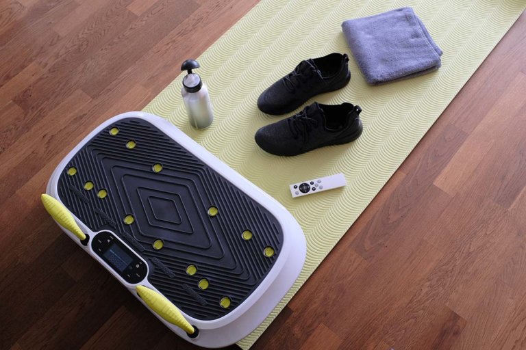 Fitness-Rüttelplatten