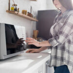 Mikrowellen mit Heißluft